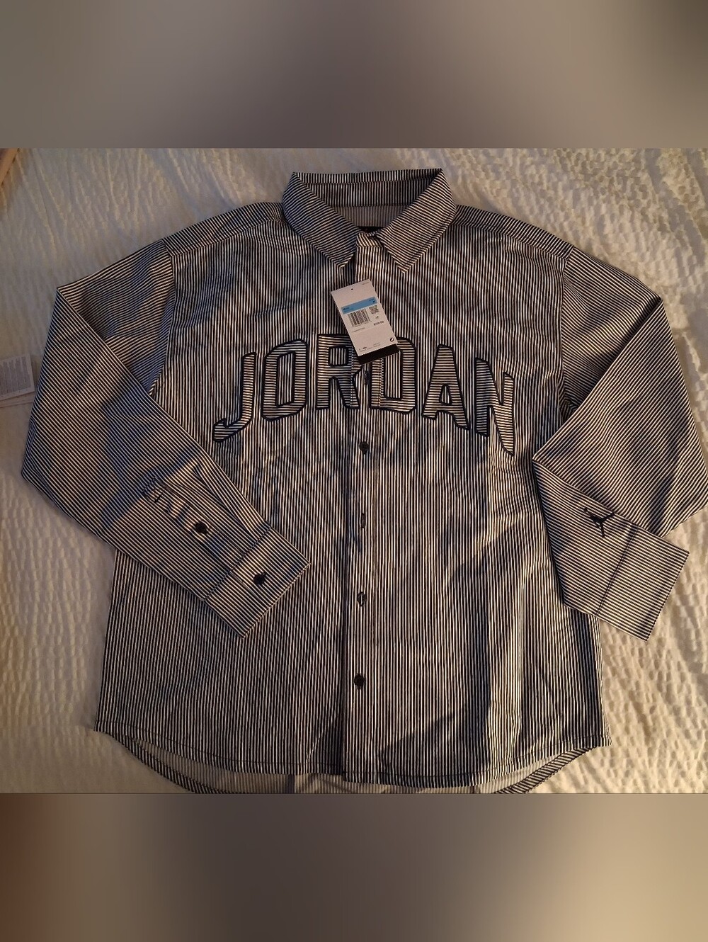 Jordan Flight Men's Oxford Navy/White Striped Button-Up Shirt NWT Size Med